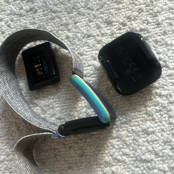 Whoop 3.0 bundle - good used condition - Picture 3 of 3